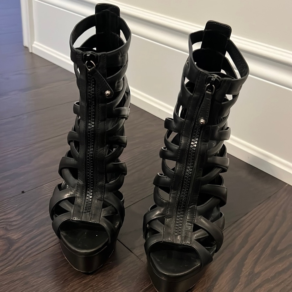 Gucci heels